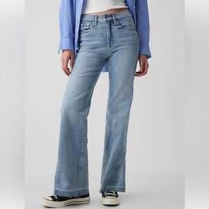 GAP ‘70s Flare High Rise